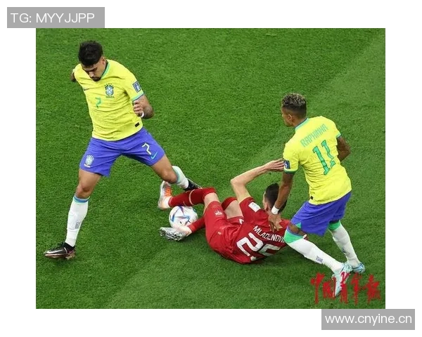 夏季训练成果显著爱德华兹高难度撤步跳投精彩首秀