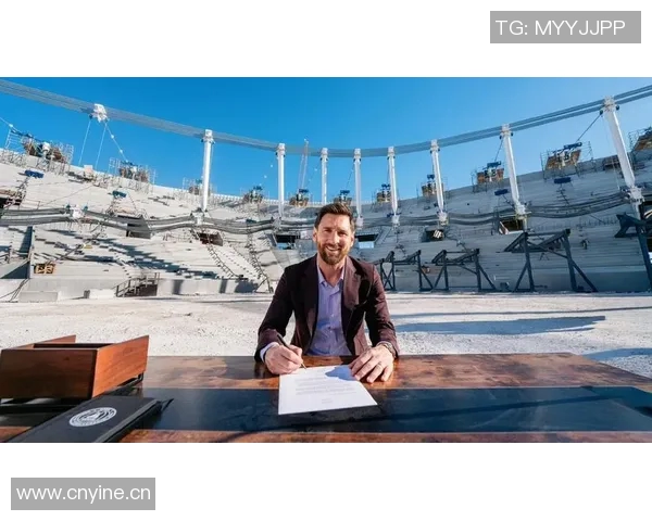 梅西续约迈阿密国际至2028年传奇生涯再添新篇章